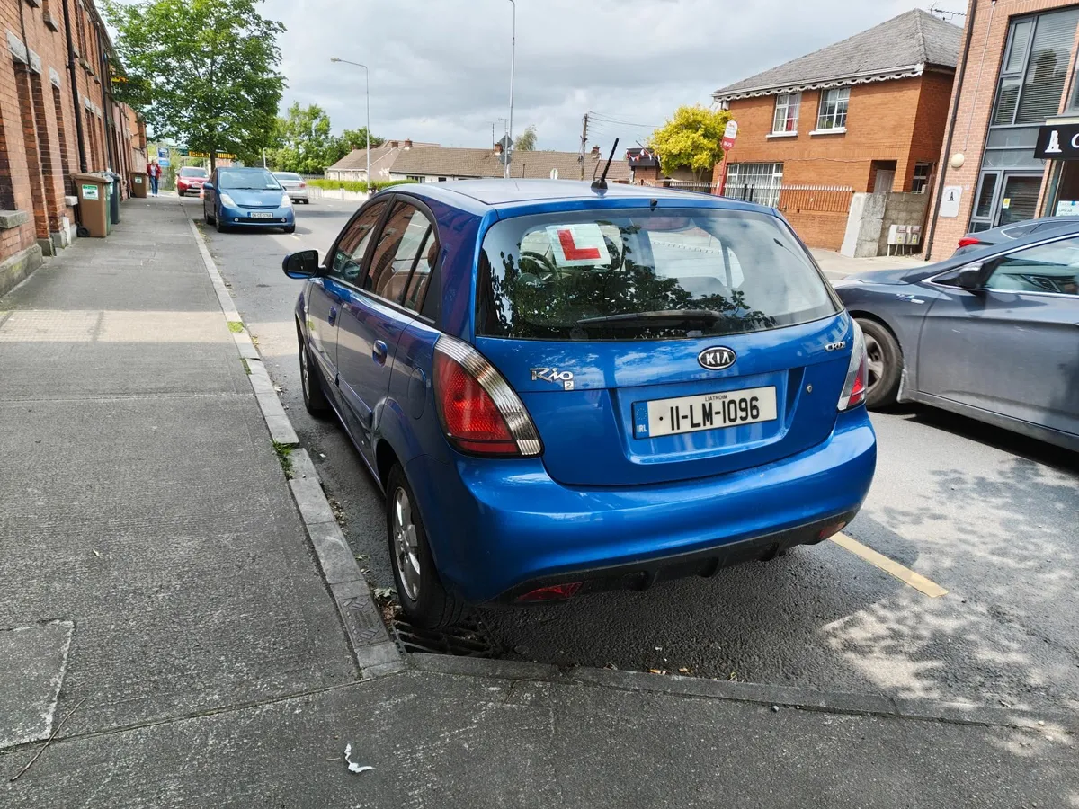 Kia Rio 2011 - Image 3