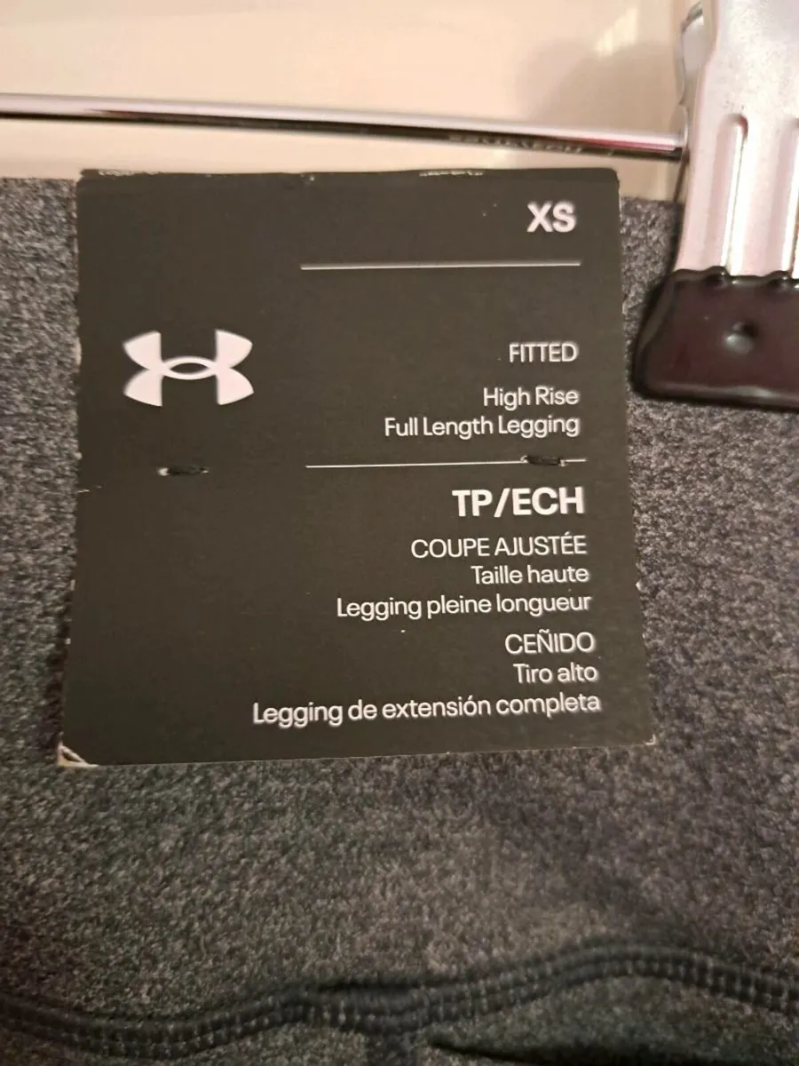 Womens UnderArmour leggings - Image 4