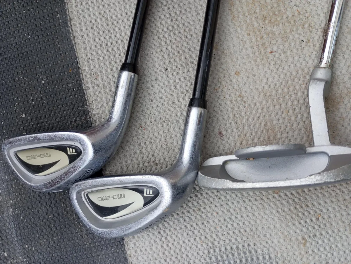 Kids golf clubs. Left handed. - Image 2