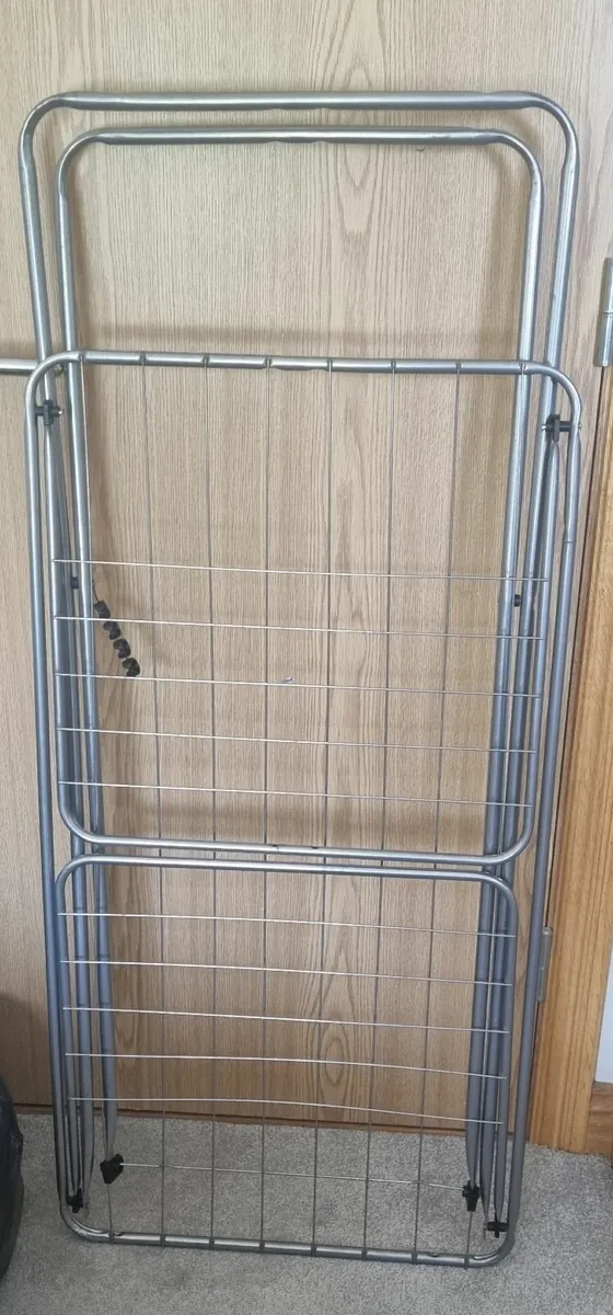 Clothes Airer Dryer Laundry Rack FREE - Image 2