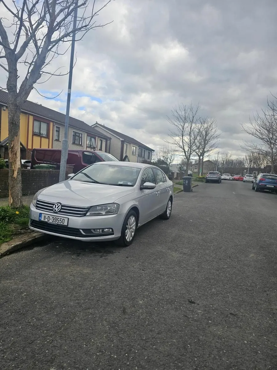 Volkswagen Passat 2011 - Image 3
