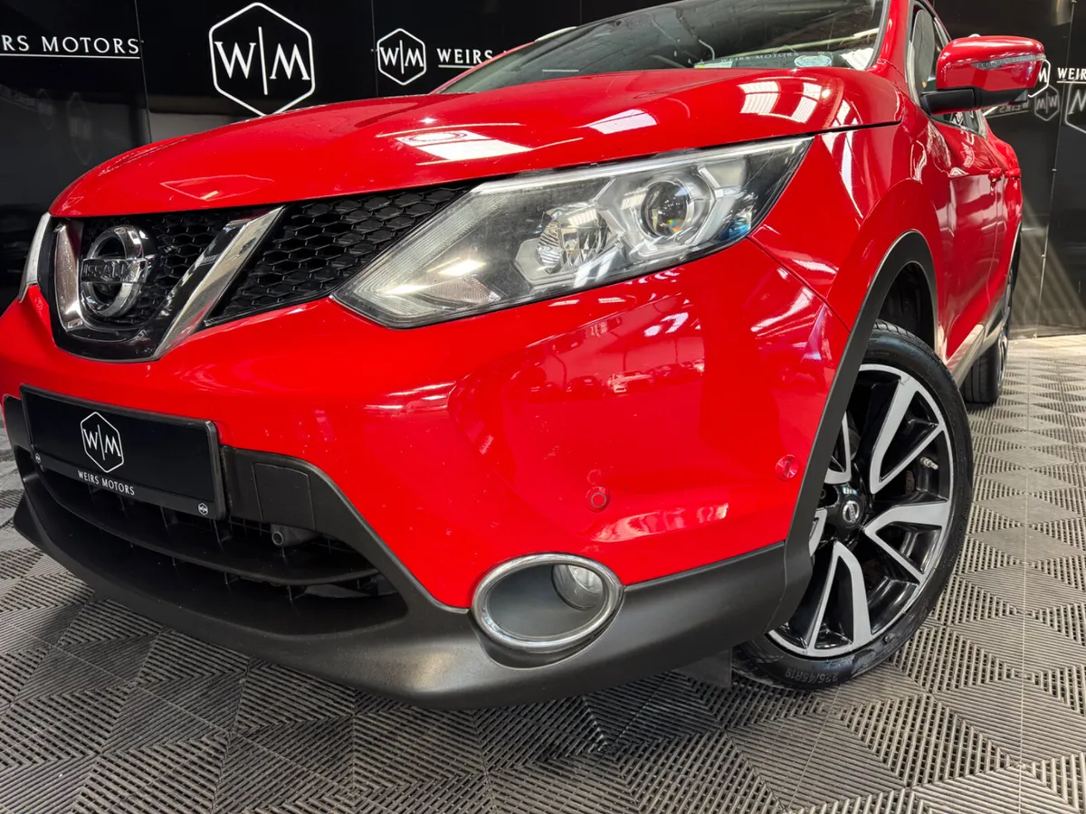 2016 Nissan Qashqai  SVE  1.5 DCI GLASS ROOF - Image 3
