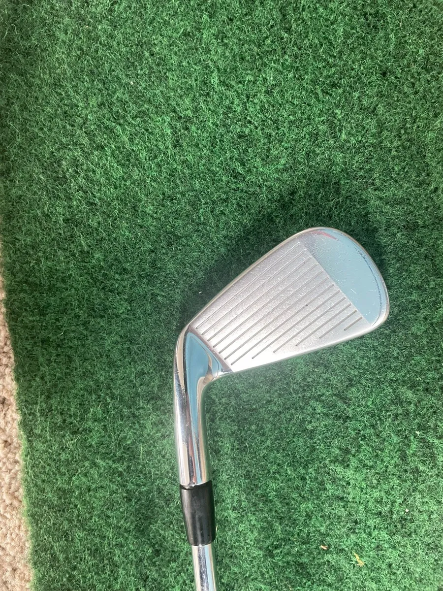 Titleist 2 iron - Image 2