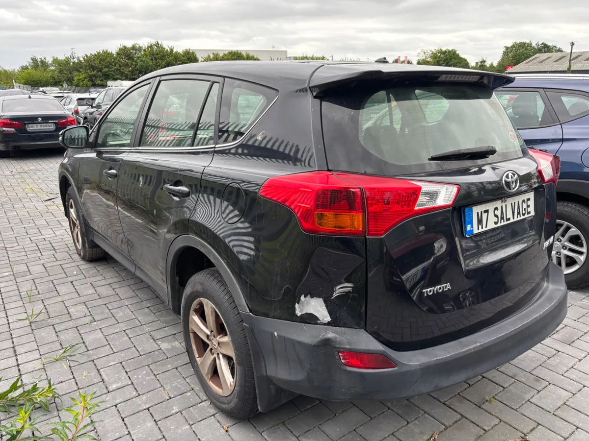 15 Rav 4 2.0 D4D Aura 190km Drives - Image 4