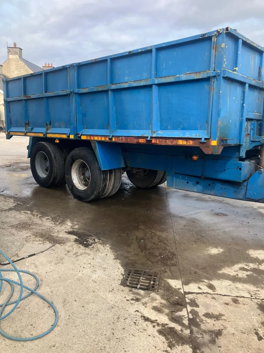 Grain Trailer - Image 1