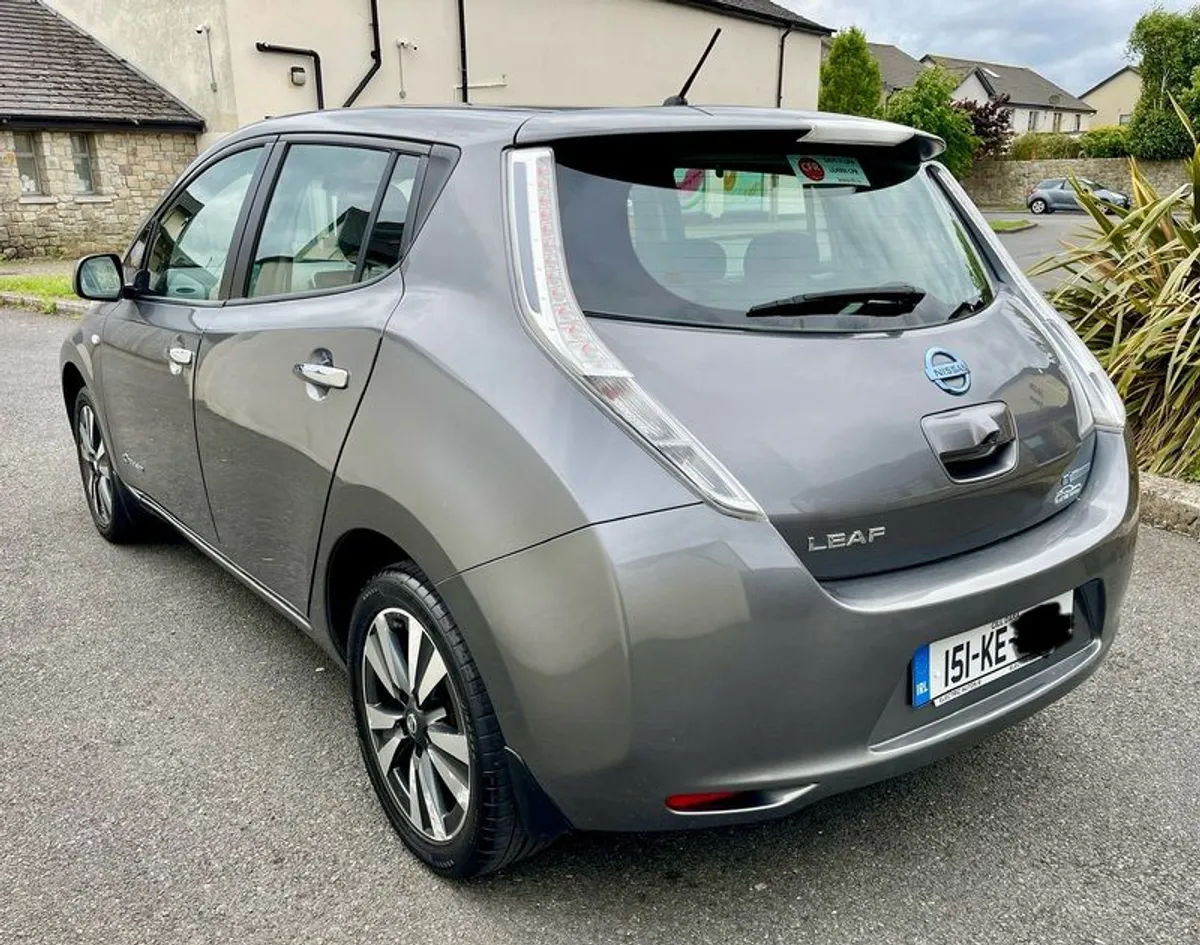 2015 Nissan Leaf - Image 3