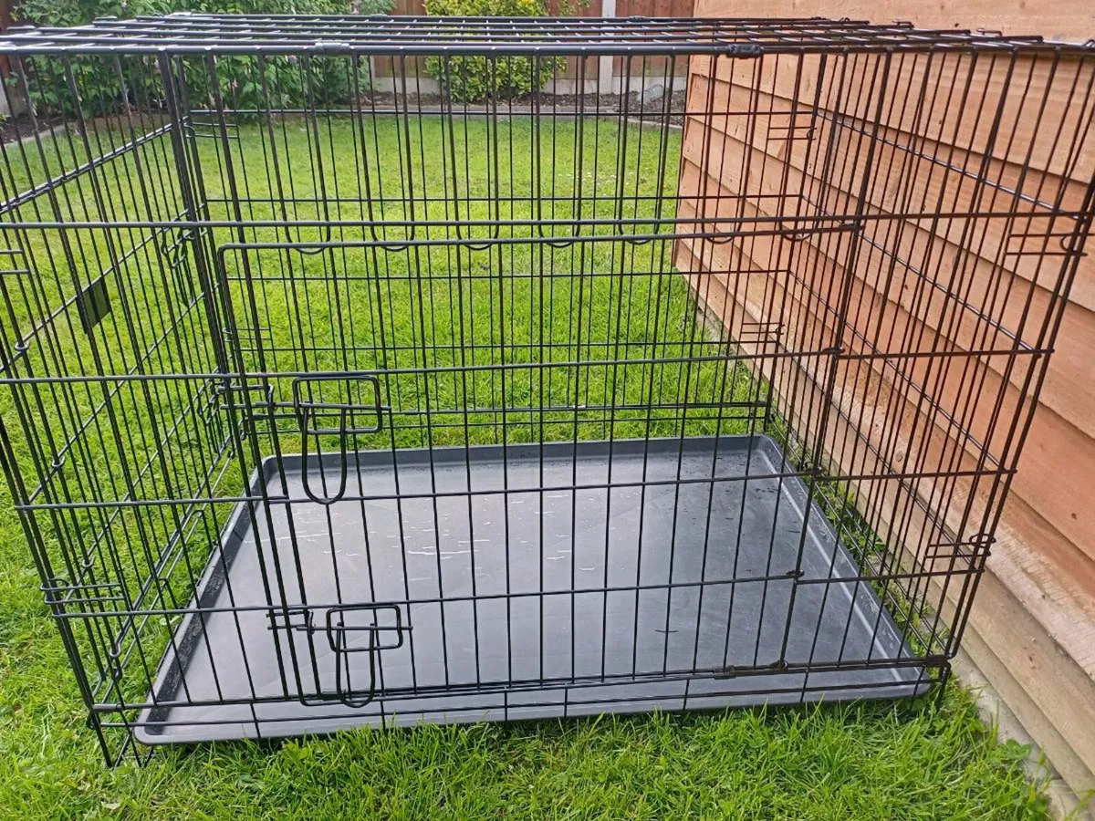 Large dog travel cage. - Image 1