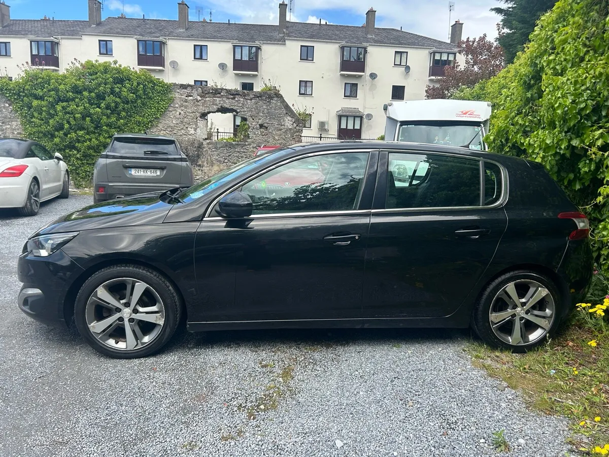 Peugeot 308 Hatchback 1.6L Diesal - Image 3