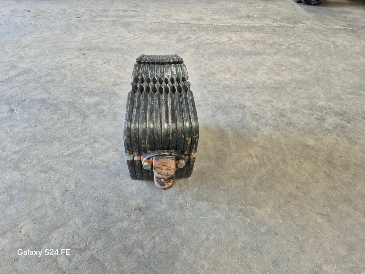 New Holland weights - Image 1