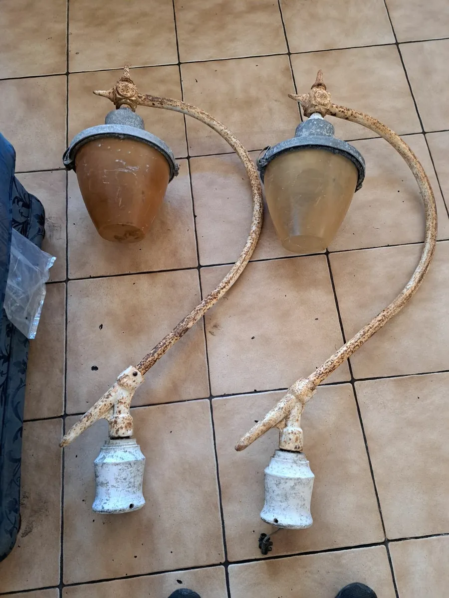 Antique lights - Image 3