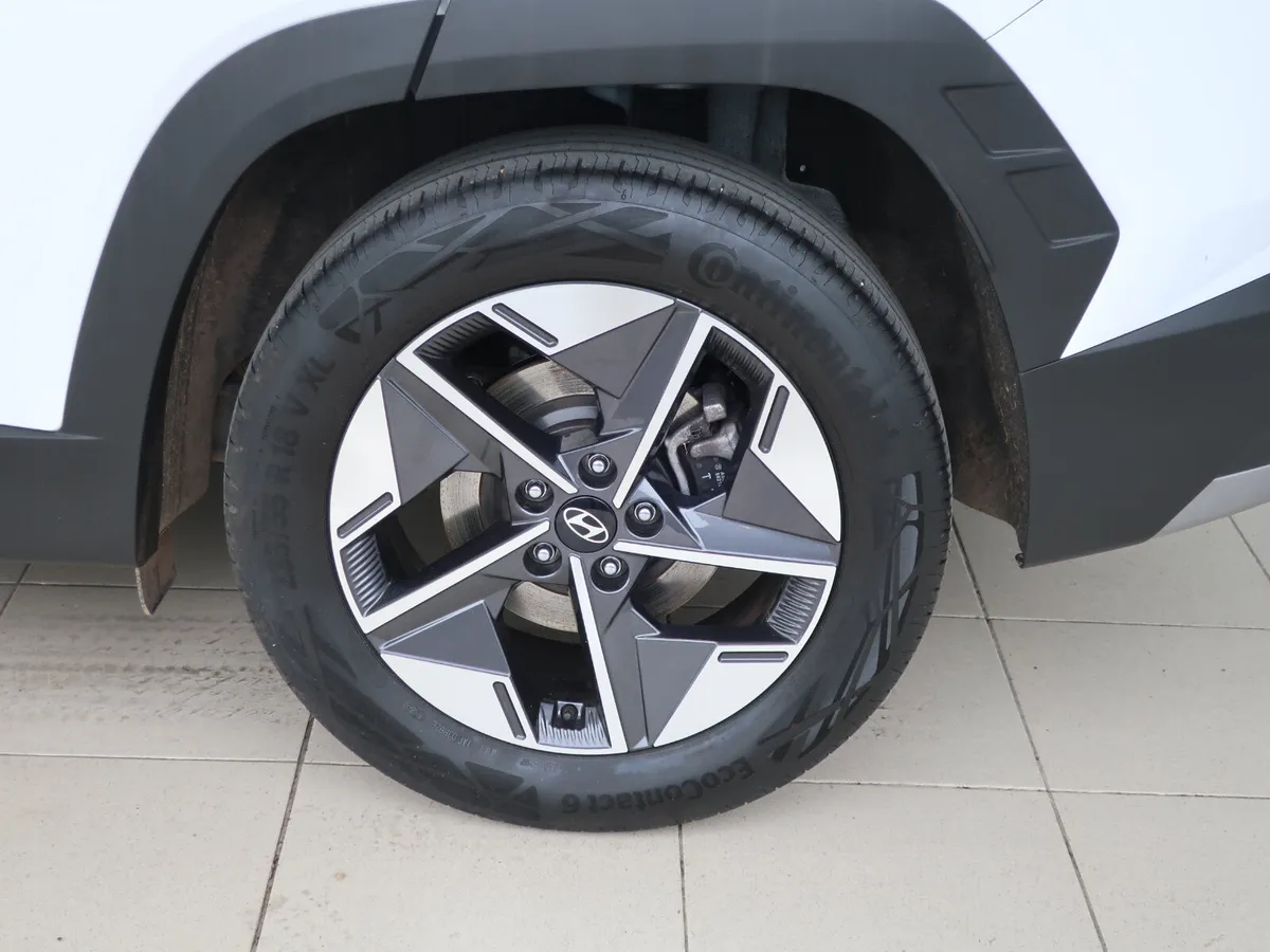 2024 Hyundai Tucson Executive Dsl 2 Tone 5dr - Image 4