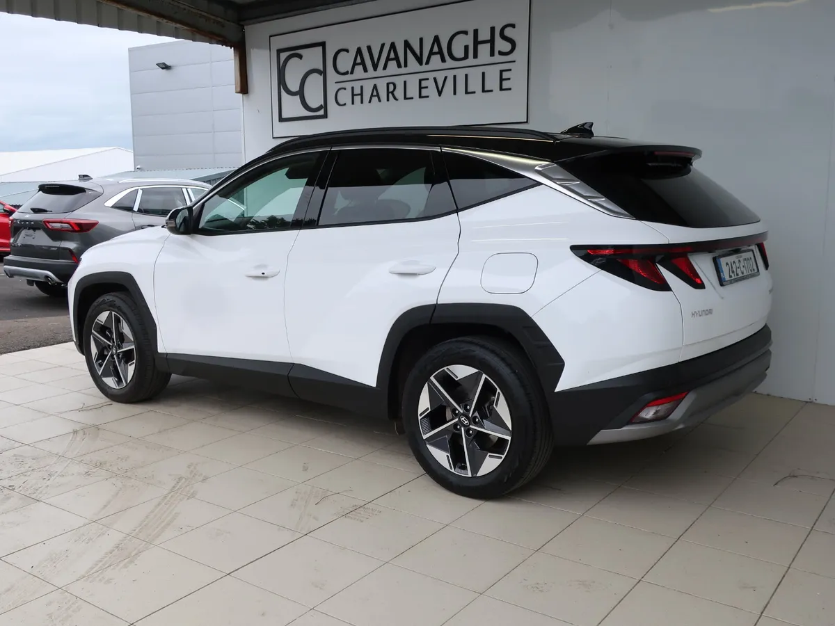 2024 Hyundai Tucson Executive Dsl 2 Tone 5dr - Image 3