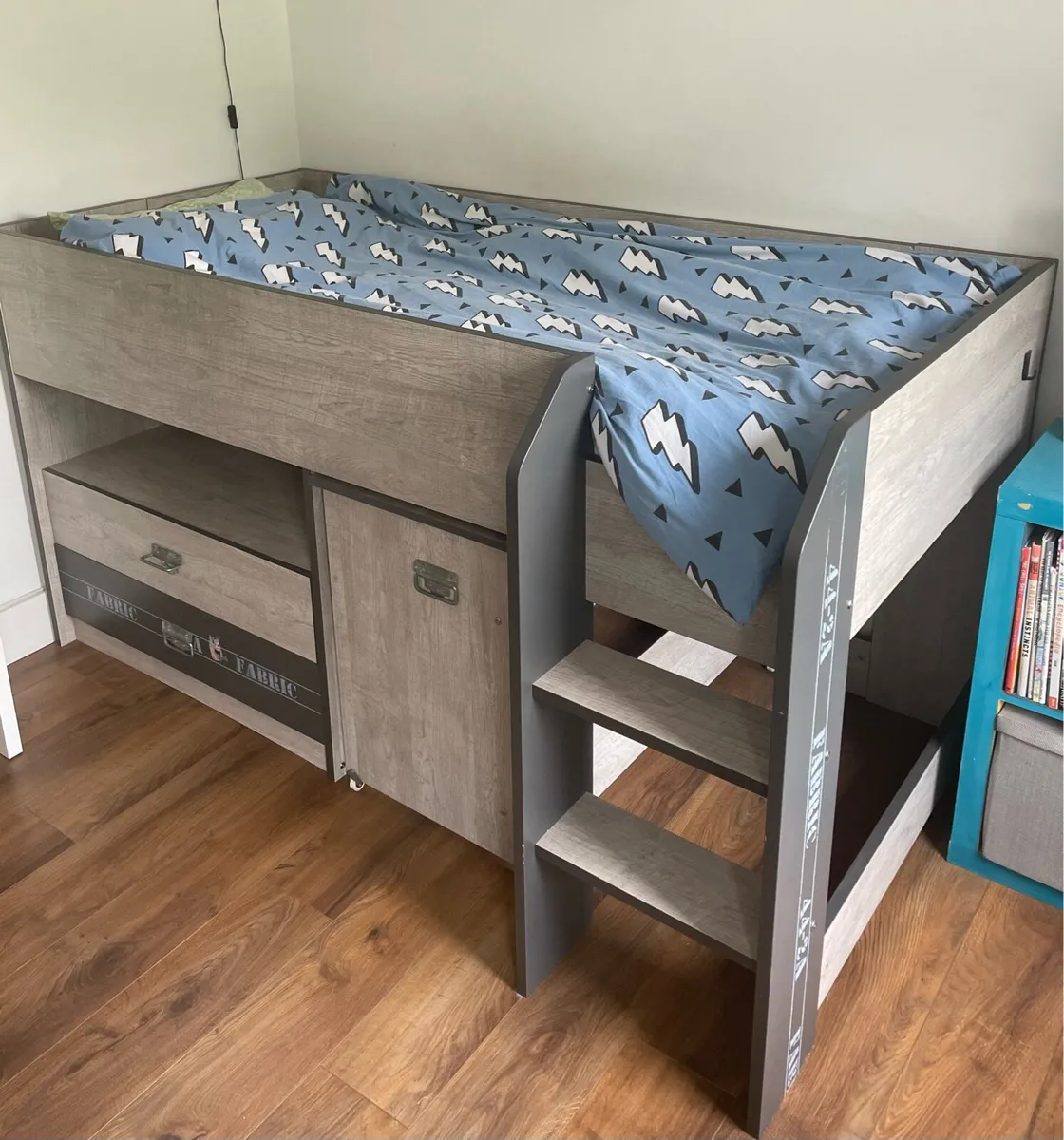Kids mid sleeper single bed - Image 1