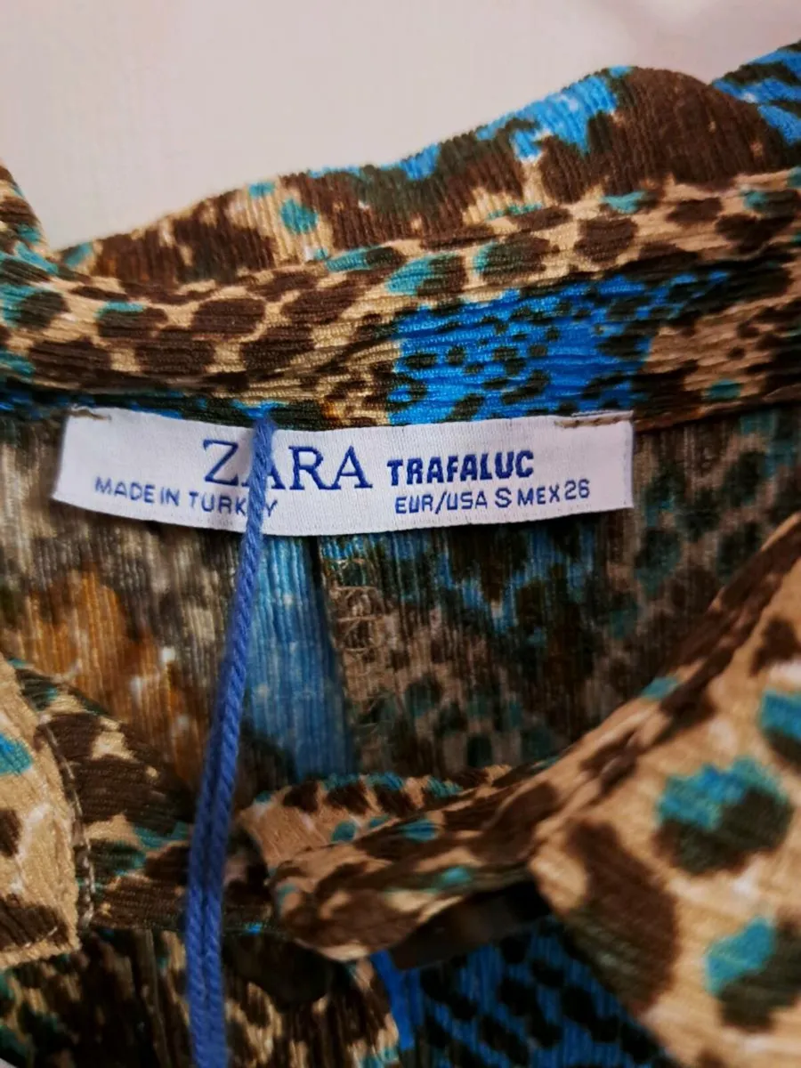 Zara dress Midi - Image 3