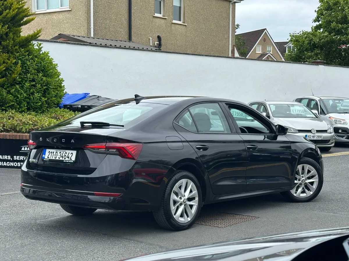 Skoda Octavia 2021 1.6 Diesel - Image 3
