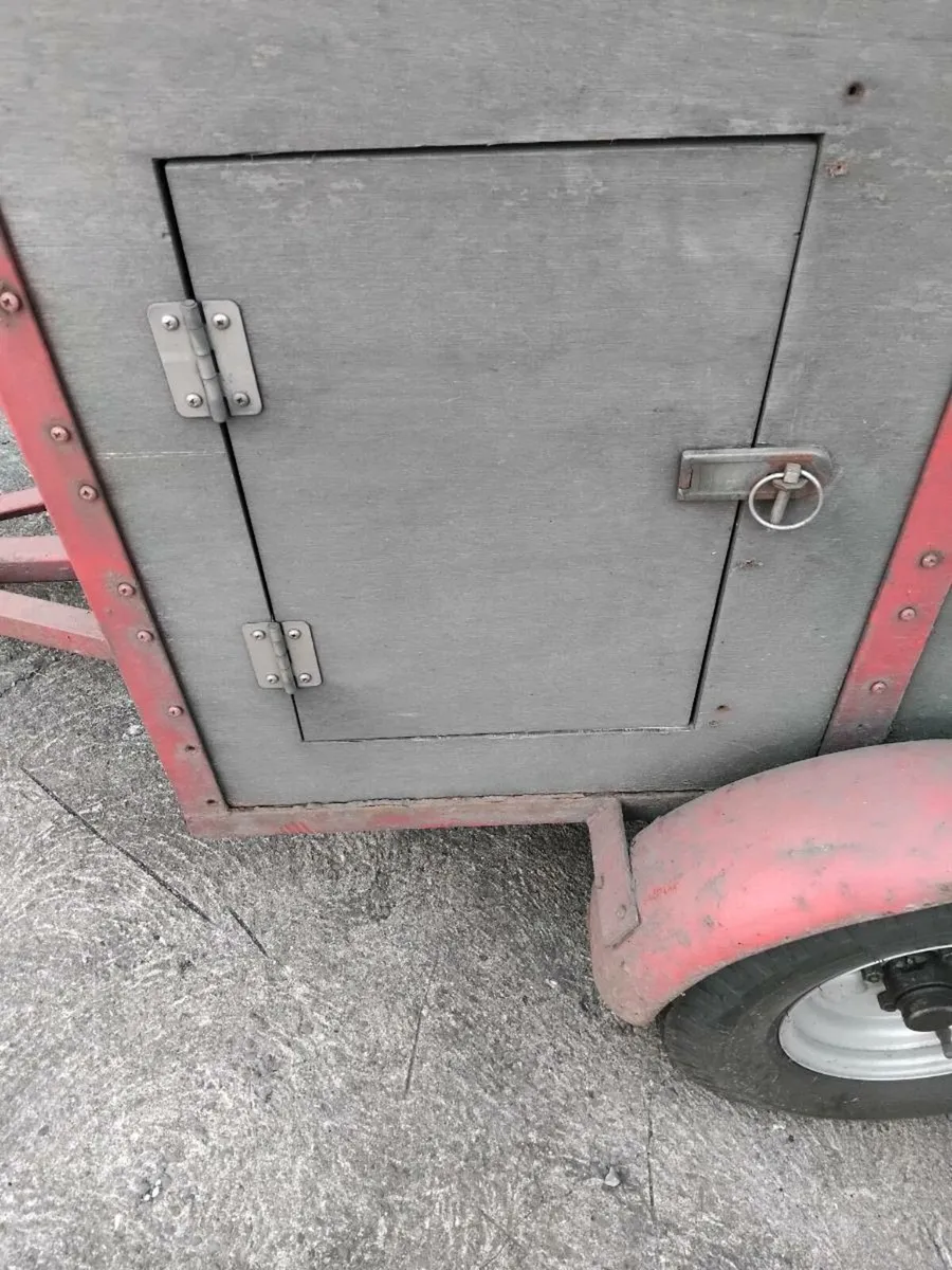Dog trailer - Image 2