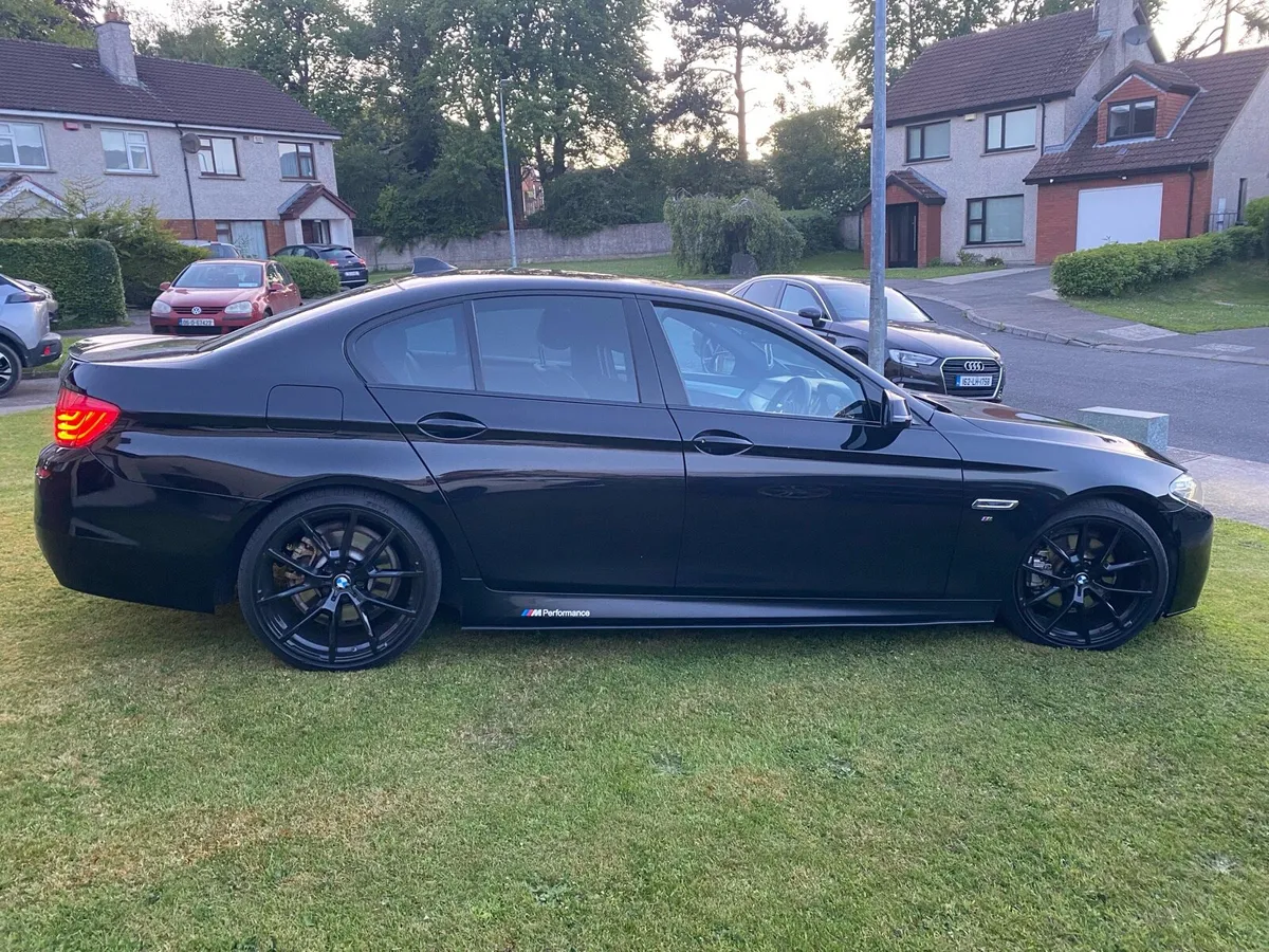 BMW 5 series M Sport - Image 2