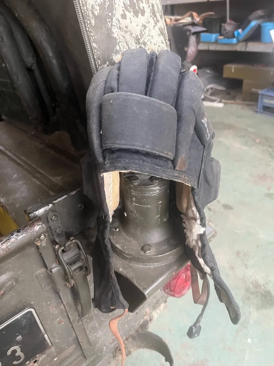 Russian tankers helmet military - Image 4