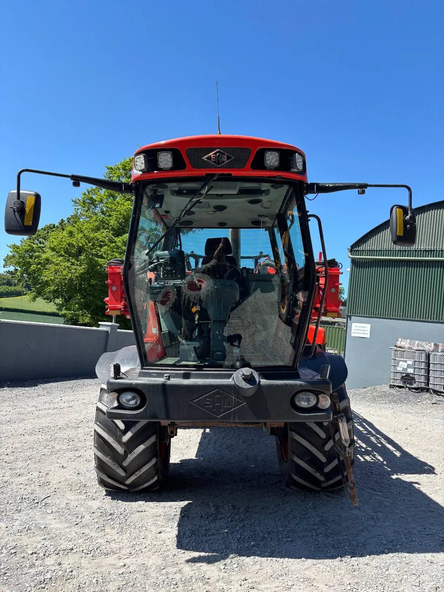 Sands/Sam Vision 5500 -Self Propelled Sprayer - Image 4