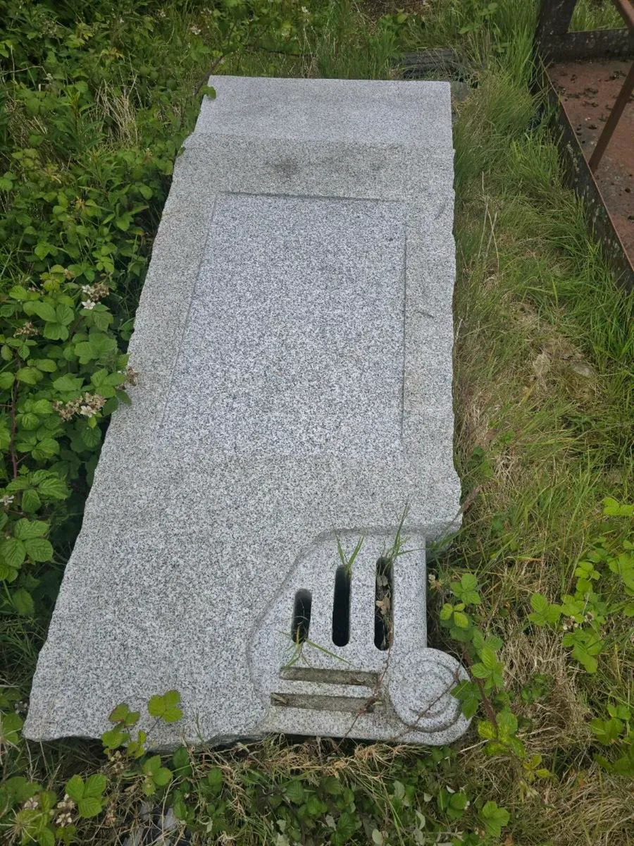 Entrance naming Stone/ plaque - Image 1