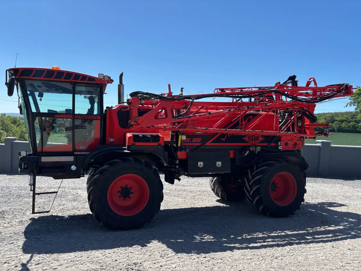 Sands/Sam Vision 5500 -Self Propelled Sprayer - Image 3