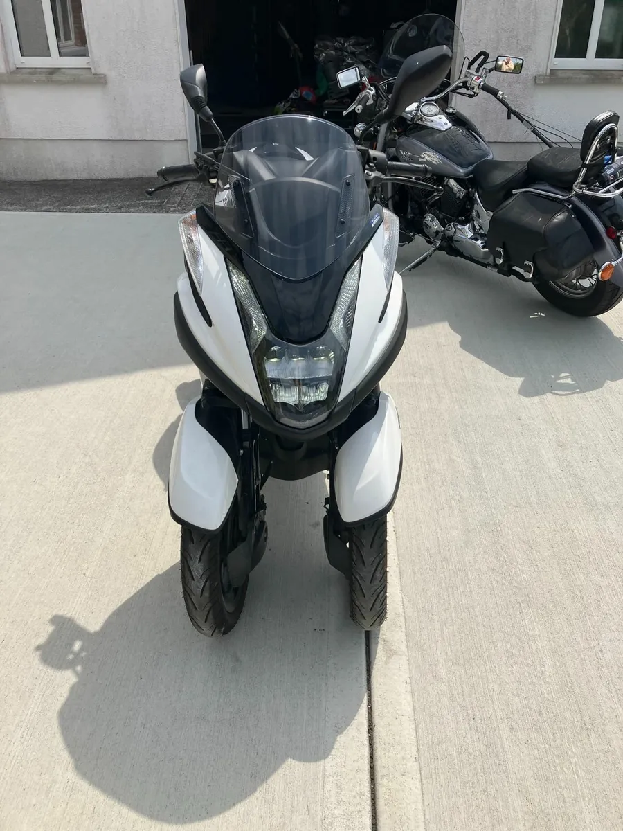 YAMAHA Tricity Trike 2021 - Image 2