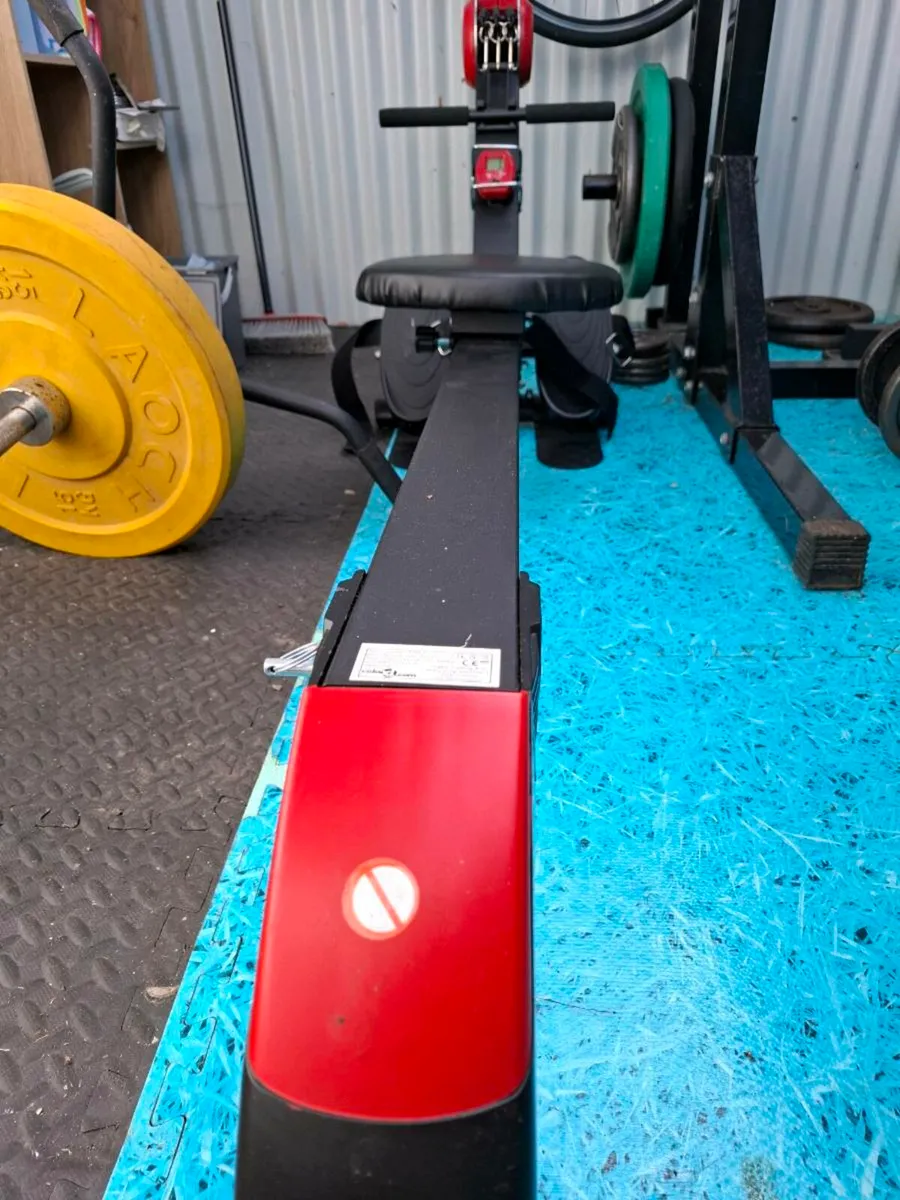 Rowing Machine - Image 1
