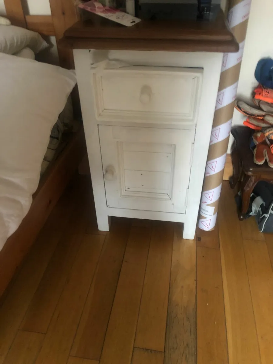 Bedside Lockers