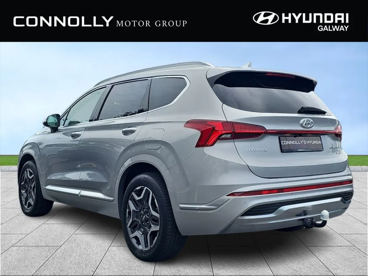 Hyundai Santa Fe 1.6 Phev 4WD Executive Plus Auto - Image 2