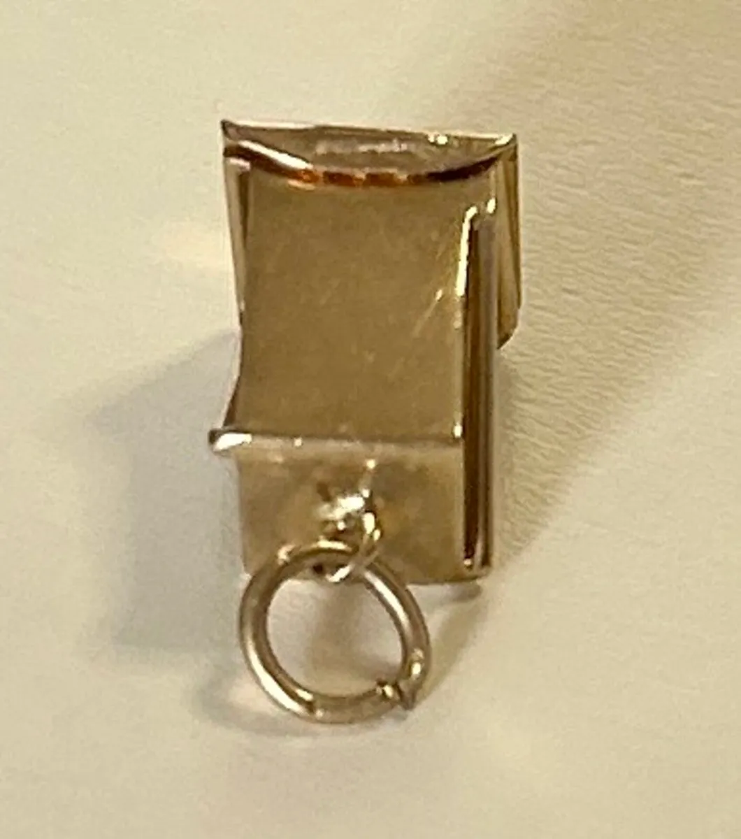 9 carat gold box o dice vintage charm - Image 4