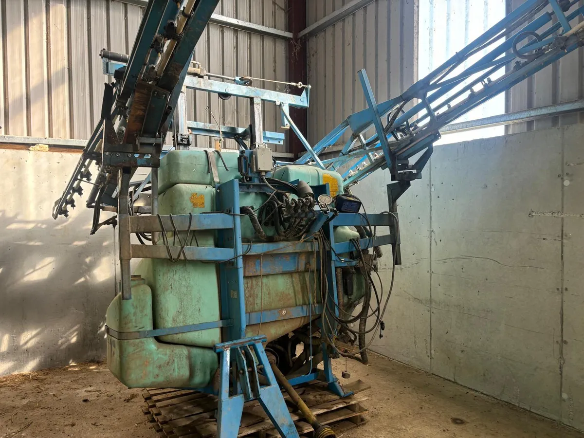 Berthoud Mack 12- Mounted Sprayer - Image 1