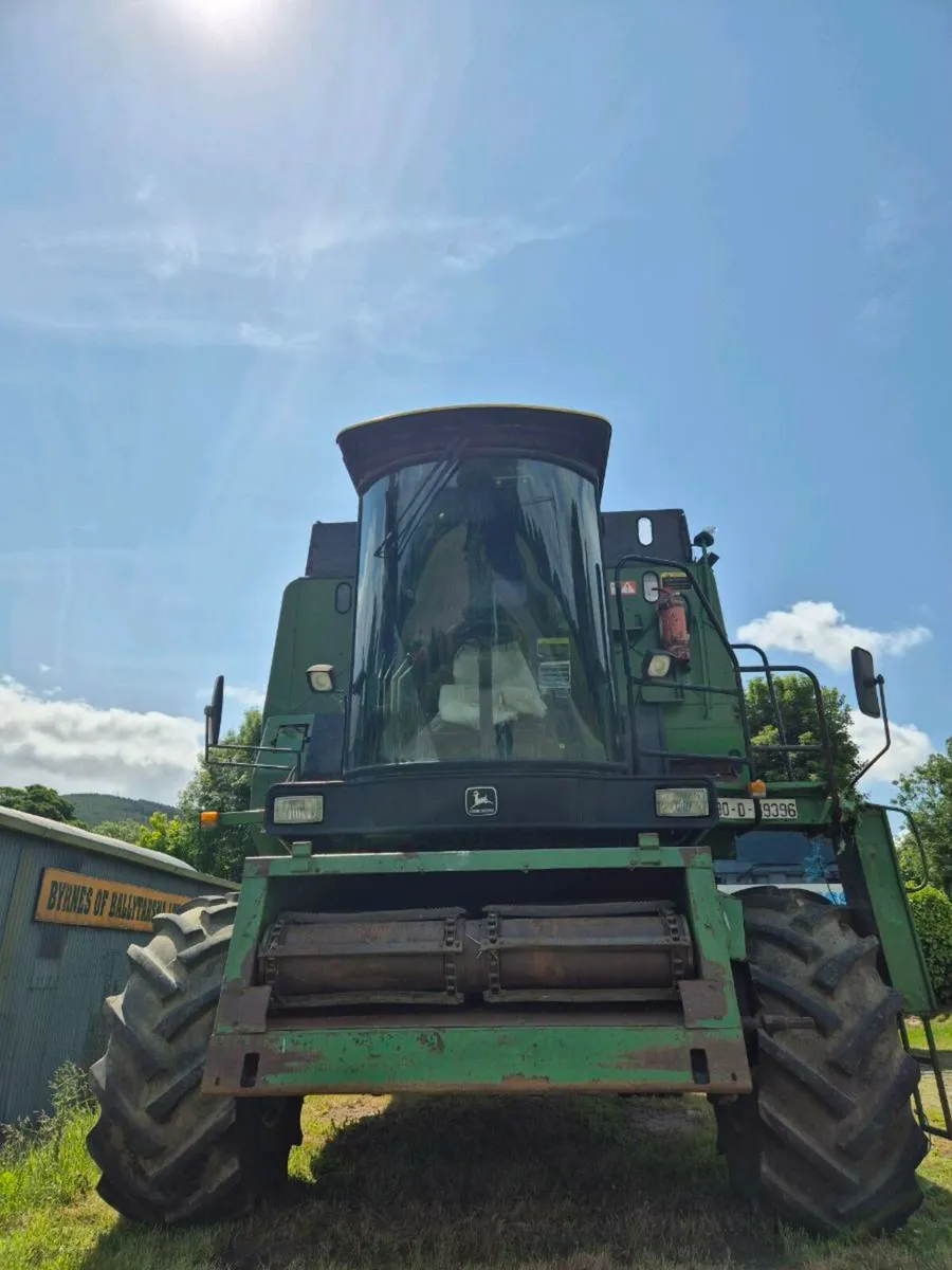John Deere 1188 Combine Harvester - Image 4