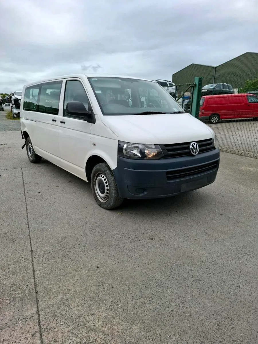 Vw Transporter 2015 2.0Tdi **FOR PARTS** - Image 1