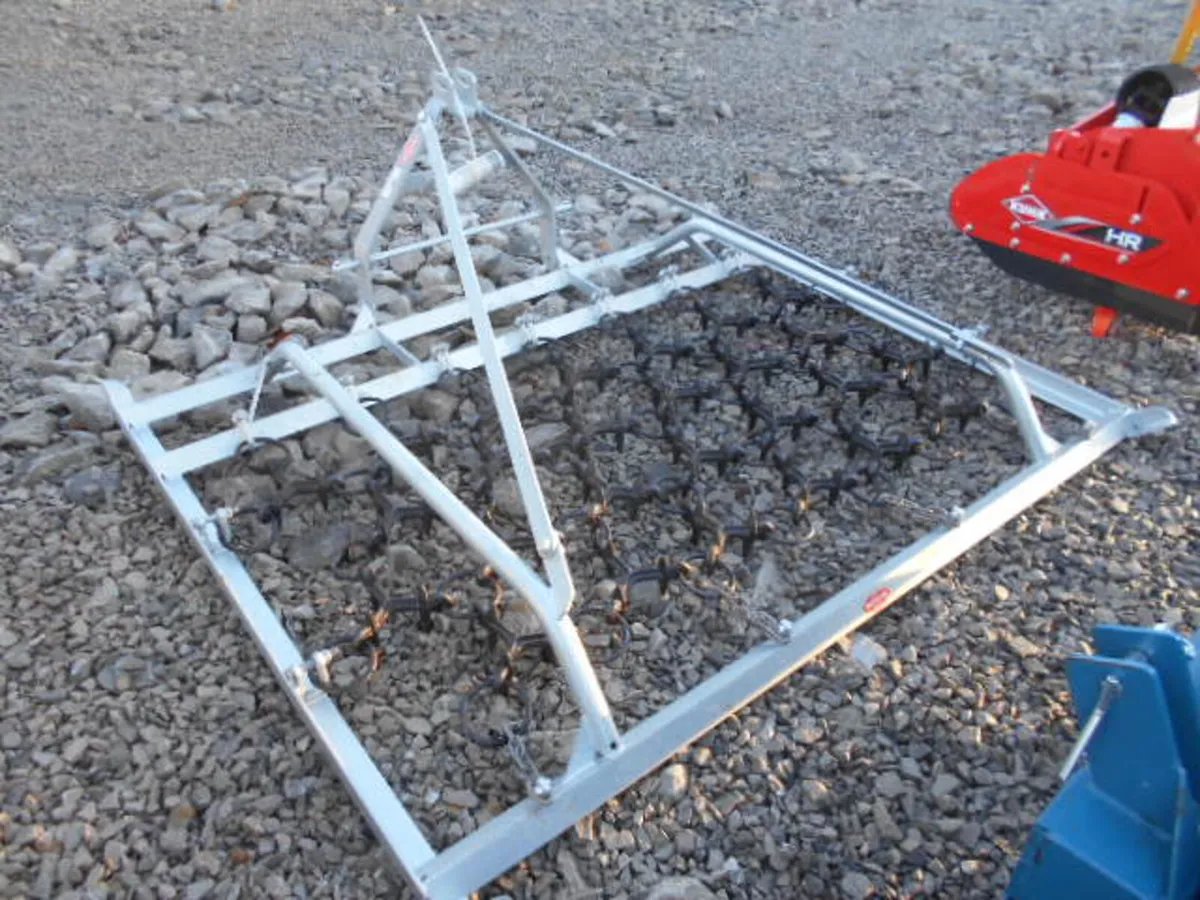 RITCHIE 2.2M MOUNTED CHAIN HARROW - Image 3
