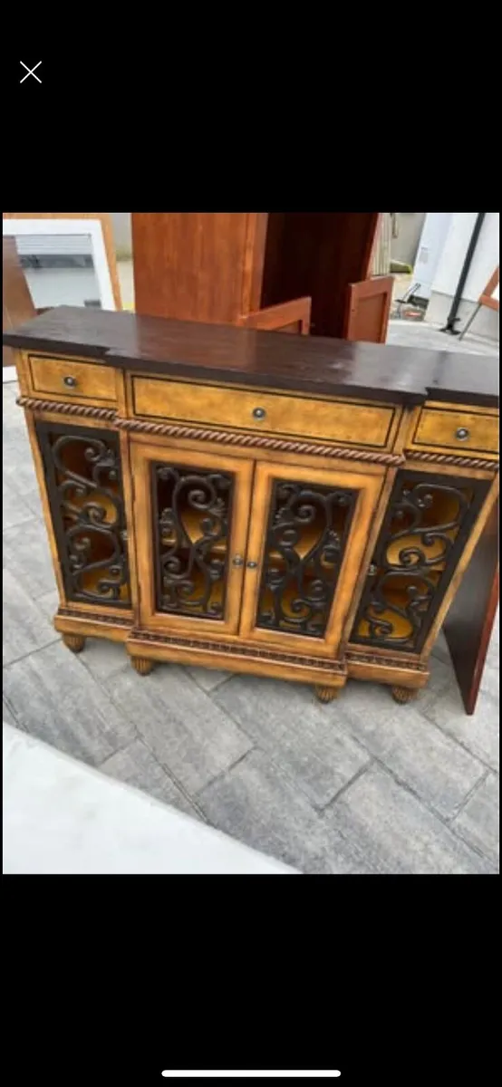 Hall table