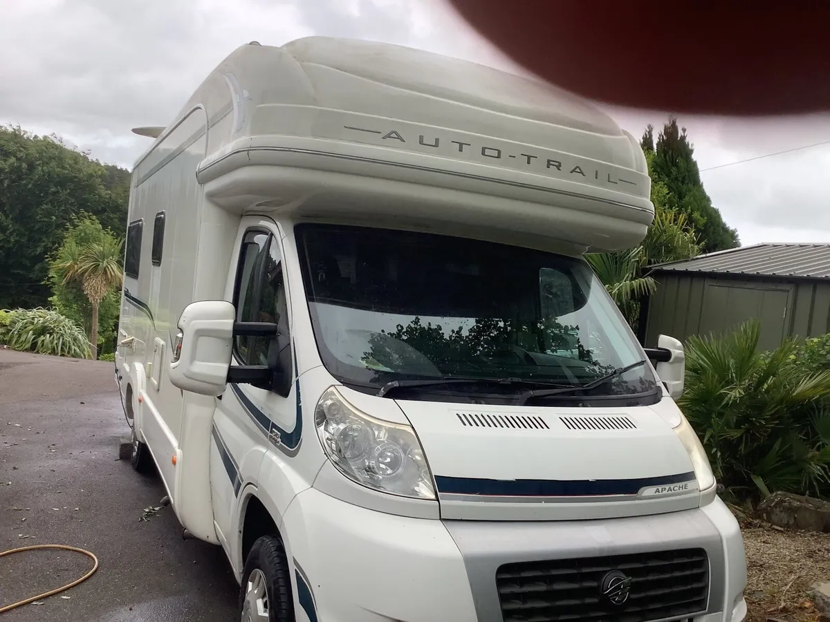 Camper - Image 2