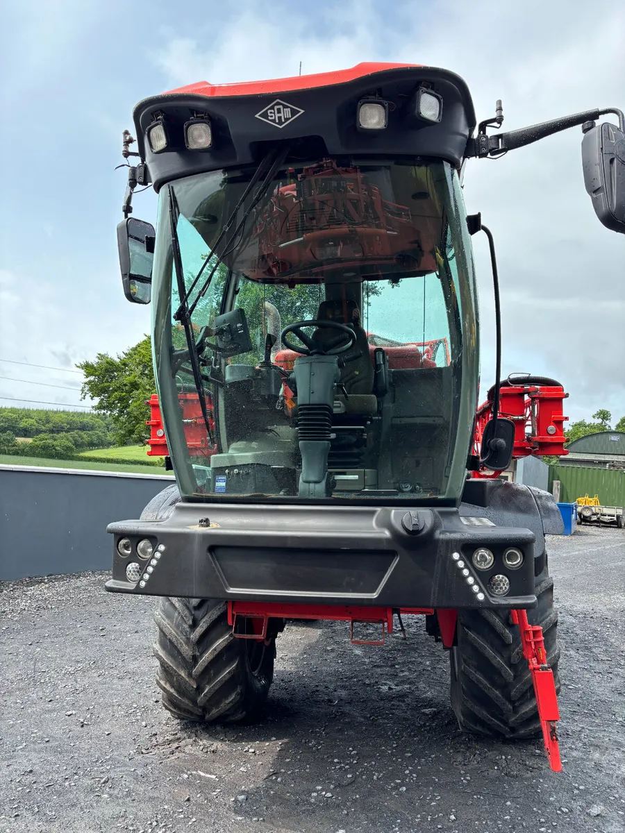 Sands/Sam Horizon 4000 - Self Propelled Sprayer - Image 3
