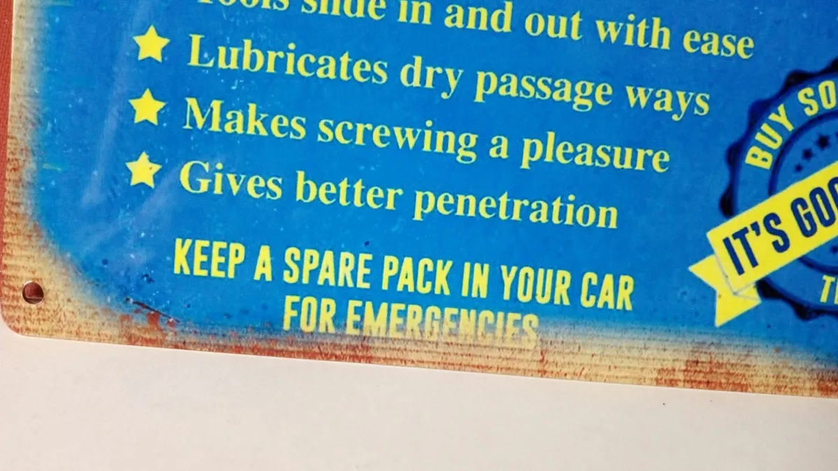 WD 40 Garage novelty funny tin metal sign - Image 3