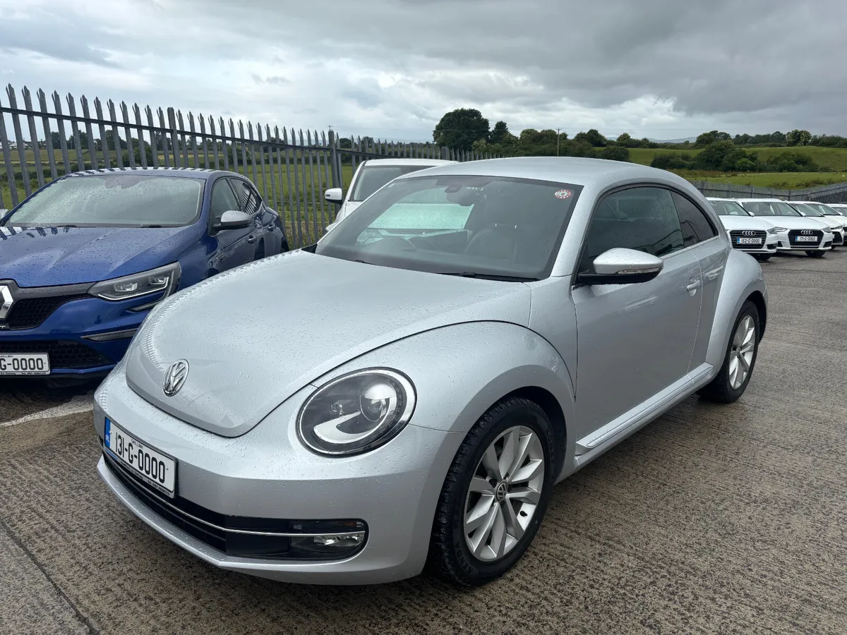Volkswagen Beetle TSI DSG Design 2013 - Image 4