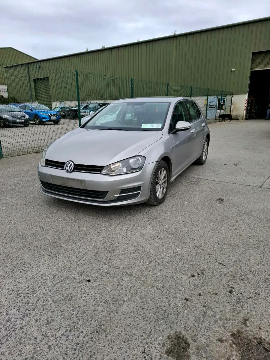 Vw Golf 2015 1.6Tdi**FOR PARTS** - Image 1