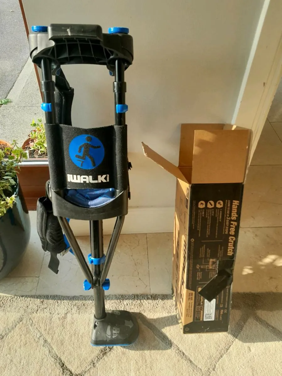 IWalk Hands Free crutch