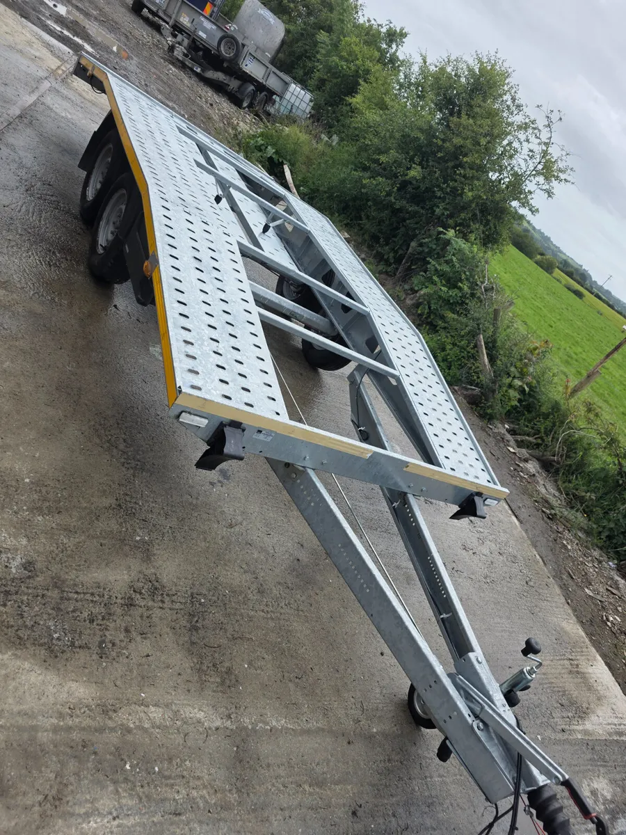 Brand new car transporter - Image 3