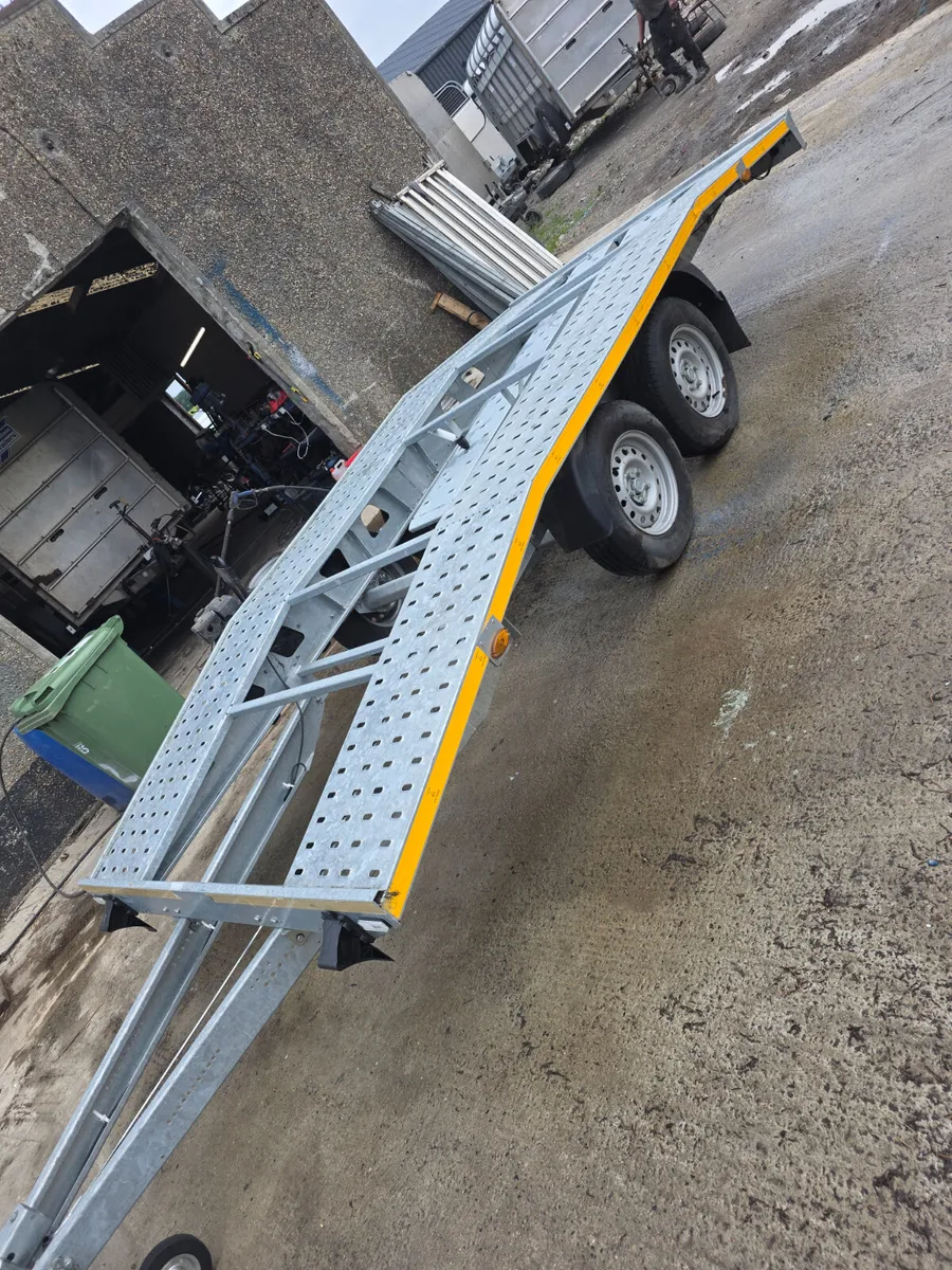 Brand new car transporter - Image 2