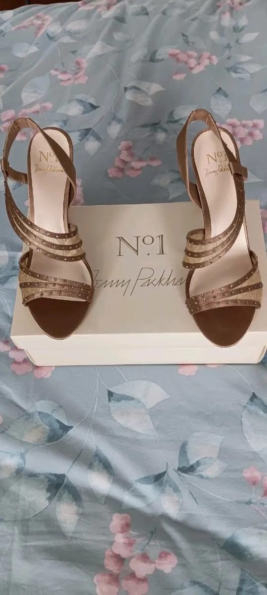 Ladies shoes - Image 2