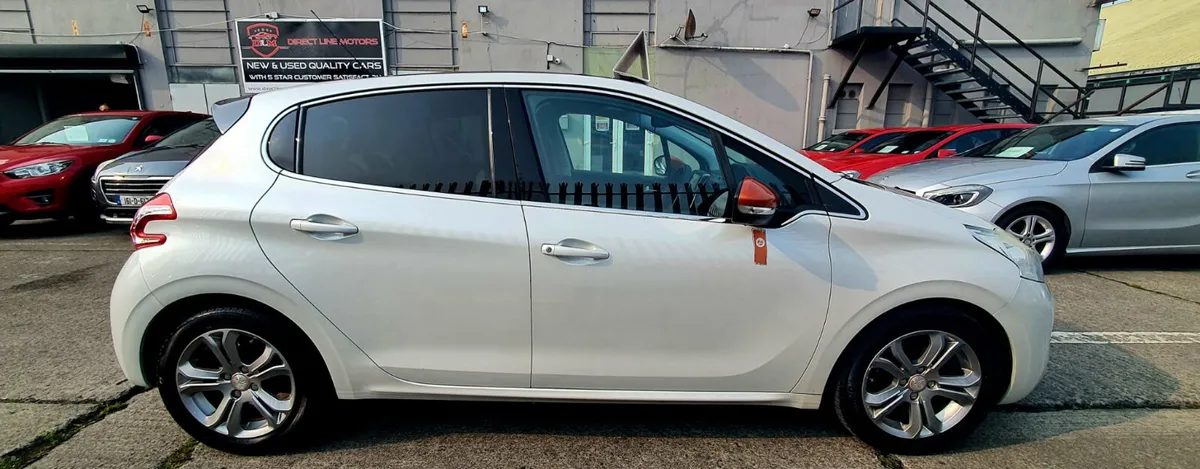 2014 Peugeot 208 Allure [ TOP SPEC] - Image 4