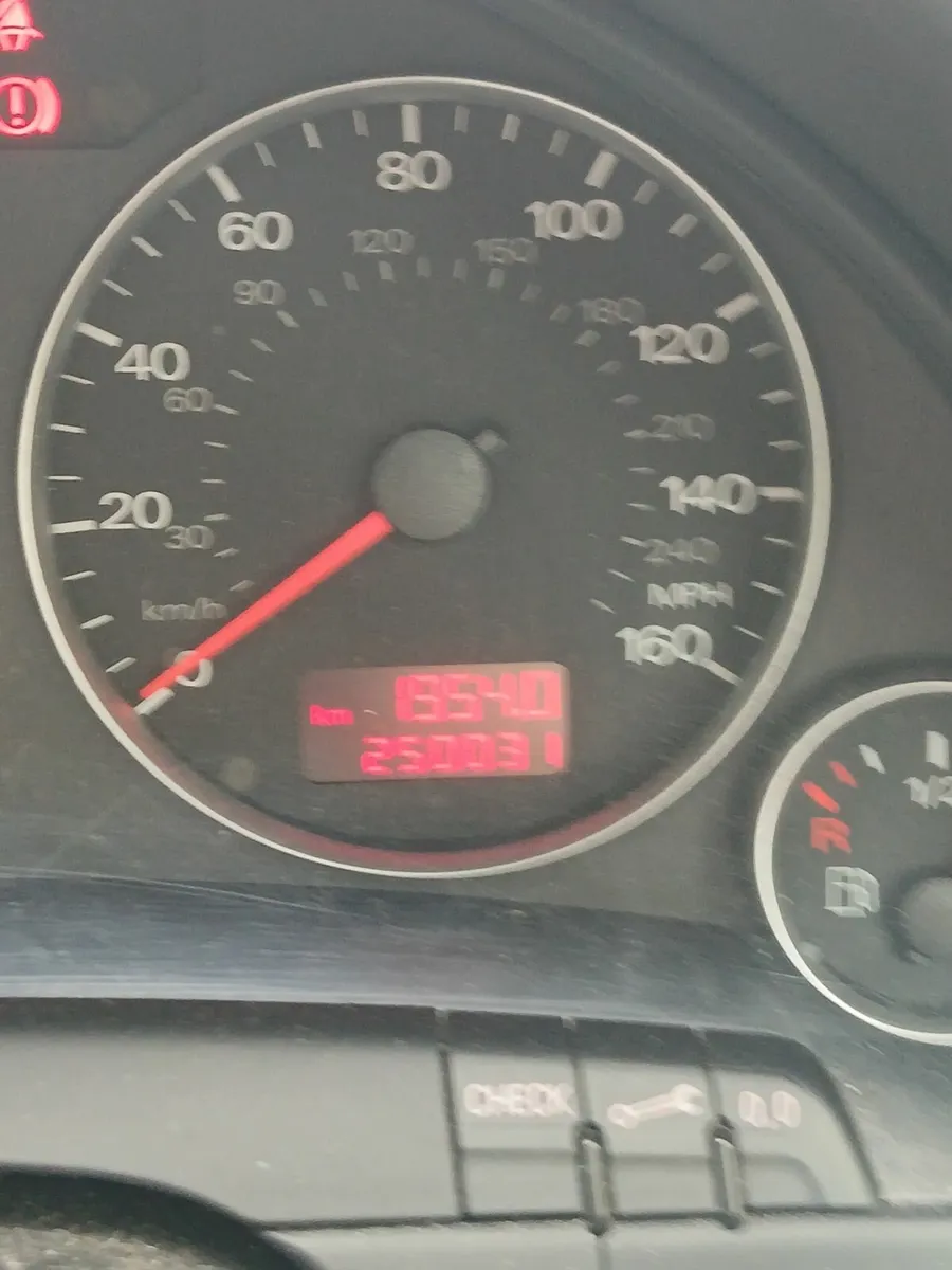 Audi A4 2007 - Image 4