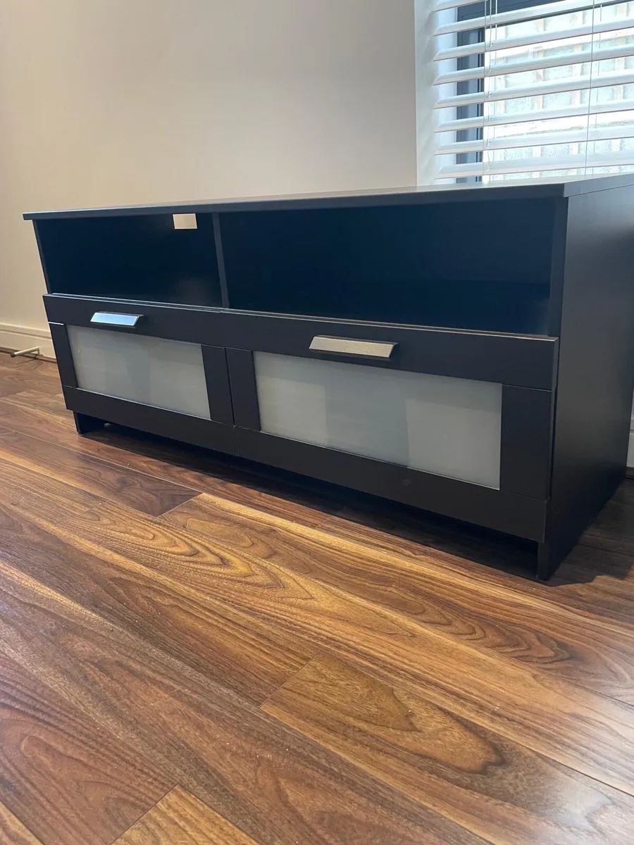 TV unit - Image 1
