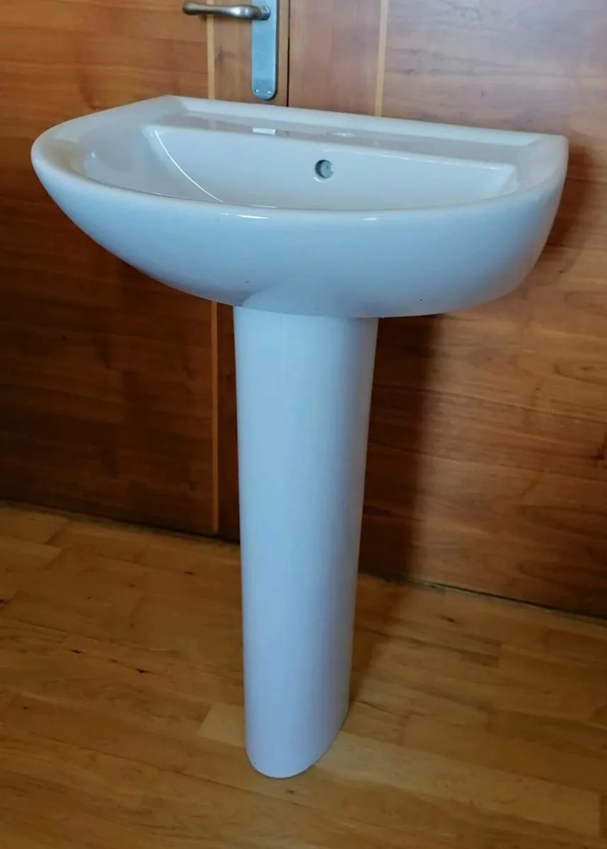 Wash Basin and Pedestal - Image 3