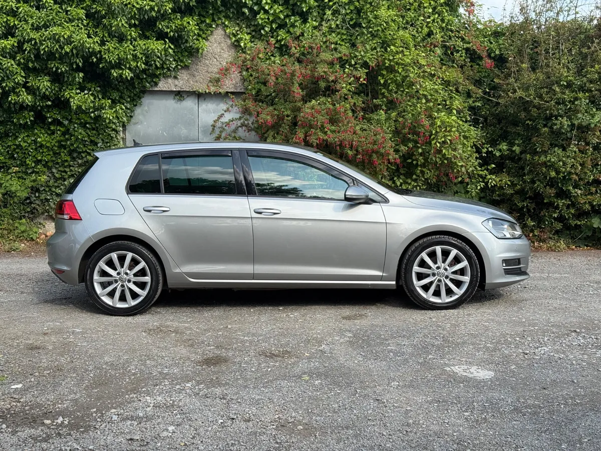 Vw Golf Highline 2016 FSH - Image 2