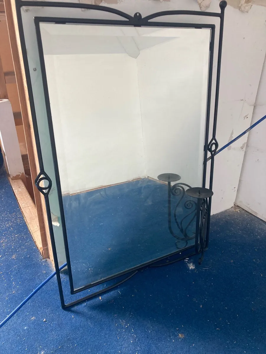 Mirror - Image 1